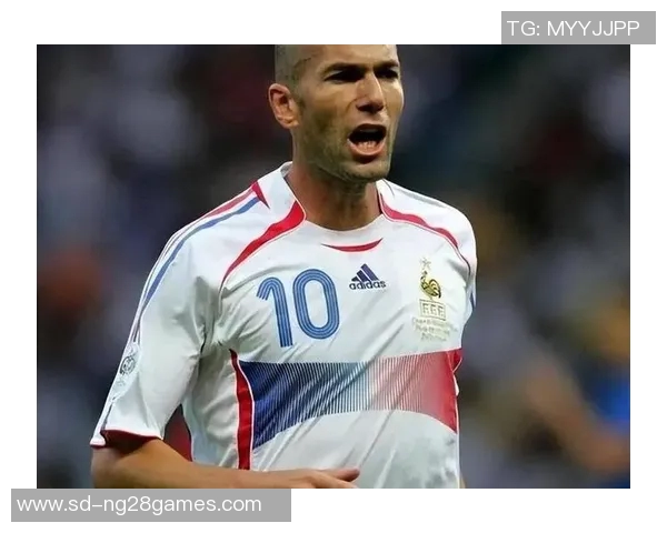 世界足球历史第一球星的传奇时刻与成就揭秘 世界足球历史第一球星的传奇时刻与成就揭秘