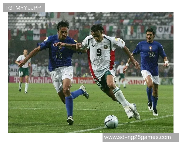 潇洒哥绿茵风采展现豪情点燃球迷激情共谱足球传奇之路 潇洒哥绿茵风采展现豪情点燃球迷激情共谱足球传奇之路