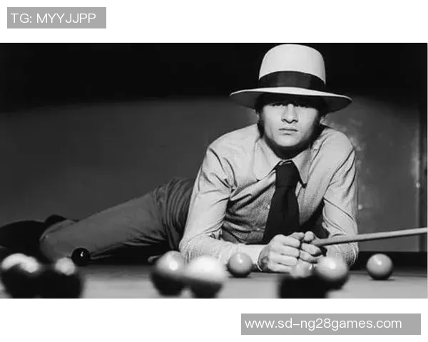 疯子风采：足球球星疯子的传奇人生